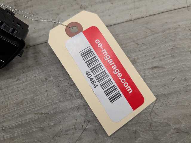 OEM BMW G20 G22 G23 G26 G42 G80 G82 AC Rear Heater Climate Control Switch Panel