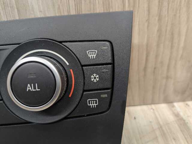 OEM BMW E82 E88 E90 E92 E93 M3 AC Air Conditioning Seat Climate Control Switch