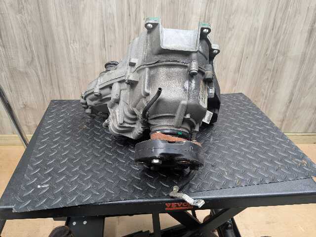 2014-2019 OEM BMW X5M X6M F85 F86 AWD Transfer Case Gearbox ATC45L