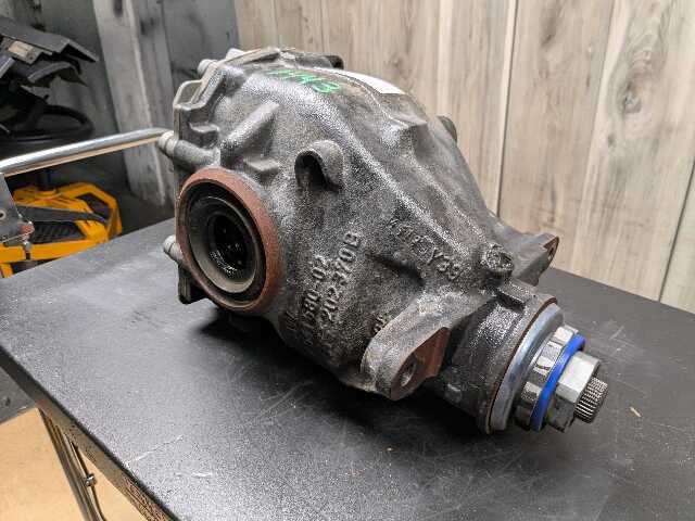 12-17 OEM BMW F30 F32 F33 F36 328 335 428 435 Rear Differential Carrier 3.15