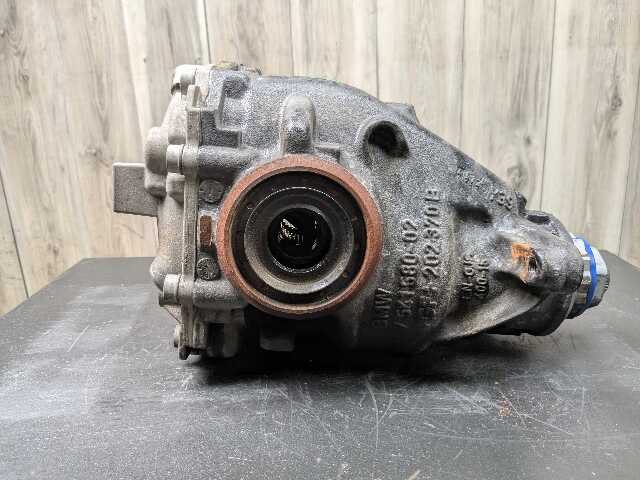 12-17 OEM BMW F30 F32 F33 F36 328 335 428 435 Rear Differential Carrier 3.15