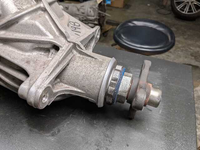 OEM BMW G20 G22 G23 G42 330 430 Rear Differential Axle Gearbox Carrier 2.81 43K