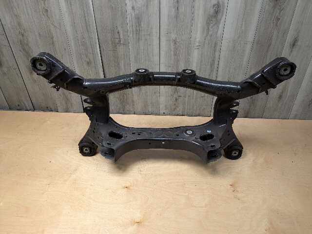 19-25 OEM BMW G20 230 G42 330 Rear Axle Subframe Cradle Suspension Crossmember