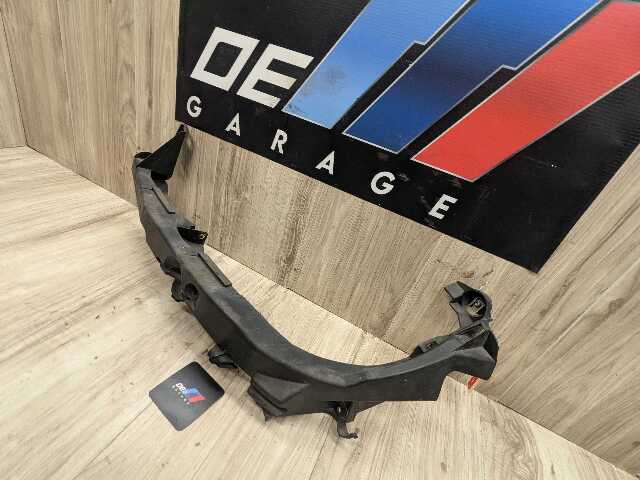 09-11 BMW E90 E91 LCI Front Left Driver Headlight Arm Bracket Mount Plastic