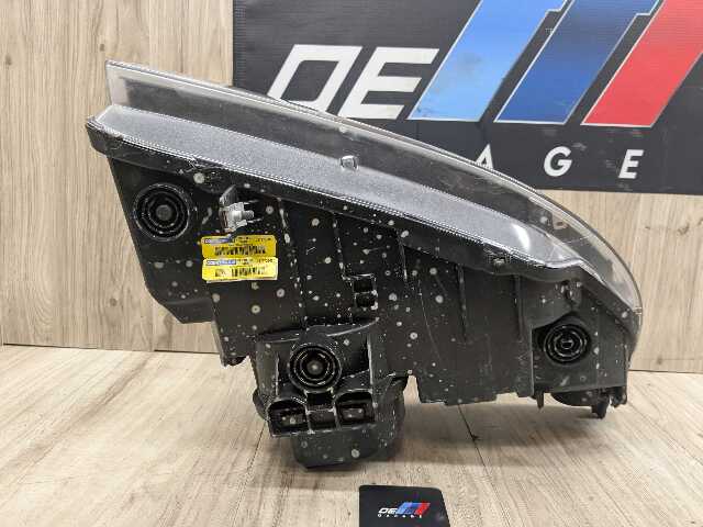 09-11 TYC BMW E90 328 335 LCI Left Driver Side Halogen Headlight w/ Modules