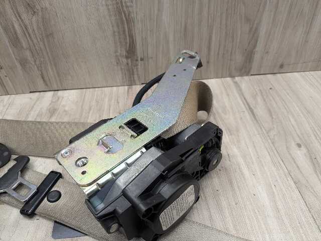 09-12 OEM BMW F01 F02 740 750 760 B7 Front Left Driver Seatbelt Retractor BEIGE