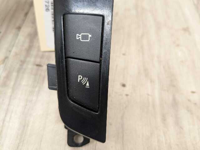 09-15 OEM BMW F01 F02 740 750 B7 Center Console Traction Sport Operating Switch