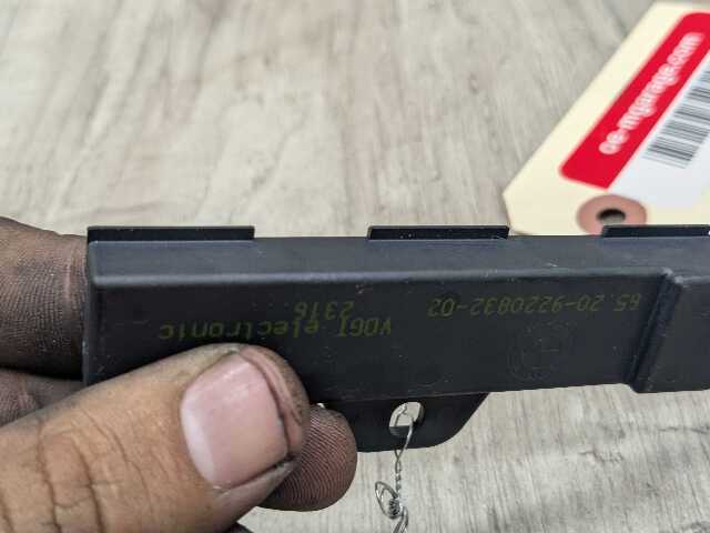 OEM BMW F02 F22 F10 F15 F30 F48 F80 Comfort Access Keyless Entry Antenna Module