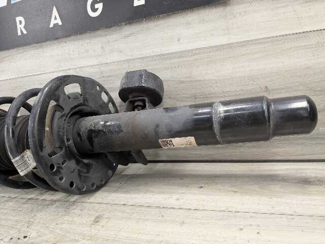 *19-25 OEM BMW G20 330i FRONT Right Passenger Spring Strut Shock Absorber RWD