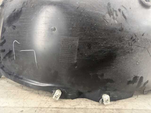 OEM BMW G20 G22 G23 G42 Front Left Driver Fender Liner Wheel Splash Shield Guard