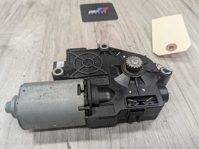 OEM BMW F02 F06 F10 F13 F16 F22 F30 F32 F36 F80 F82 Sunroof Glass Motor Drive