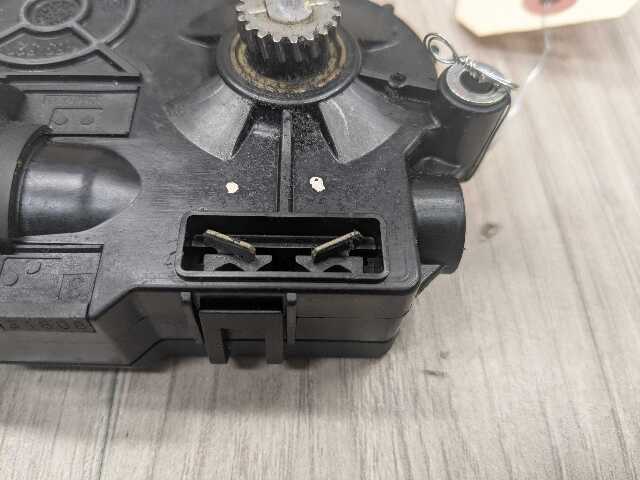 OEM BMW F02 F06 F10 F13 F16 F22 F30 F32 F36 F80 F82 Sunroof Glass Motor Drive