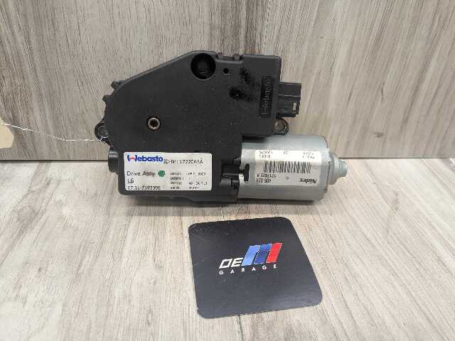 OEM BMW F02 F06 F10 F13 F16 F22 F30 F32 F36 F80 F82 Sunroof Glass Motor Drive