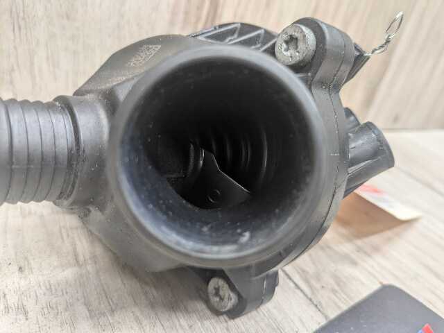 WAHLER BMW E70 E90 E92 E93 Engine N51 N52 N54 Water Coolant Thermostat Housing