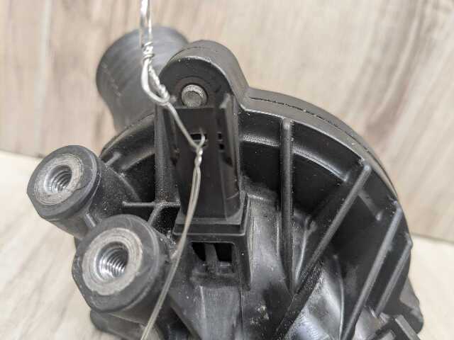 WAHLER BMW E70 E90 E92 E93 Engine N51 N52 N54 Water Coolant Thermostat Housing