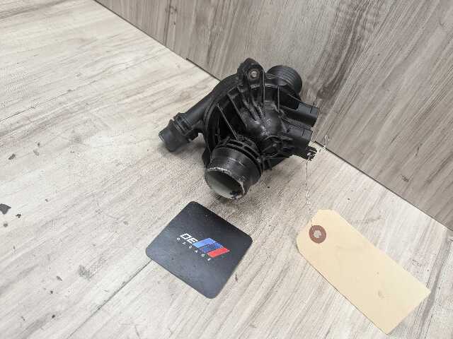 WAHLER BMW E70 E90 E92 E93 Engine N51 N52 N54 Water Coolant Thermostat Housing