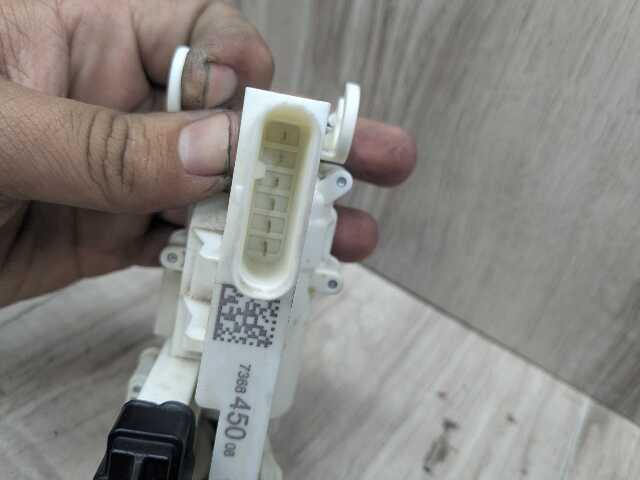 16-22 OEM BMW G11 G12 FRONT RIGHT PASSENGER Door Lock Latch Actuator SOFT CLOSE