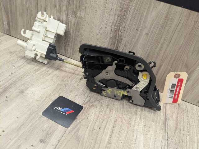 16-22 OEM BMW G11 G12 FRONT RIGHT PASSENGER Door Lock Latch Actuator SOFT CLOSE