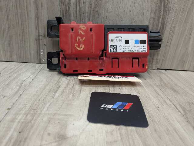 OEM BMW G22 G23 G29 G42 Trunk Positive Battery B+ Terminal Power Fuse Box