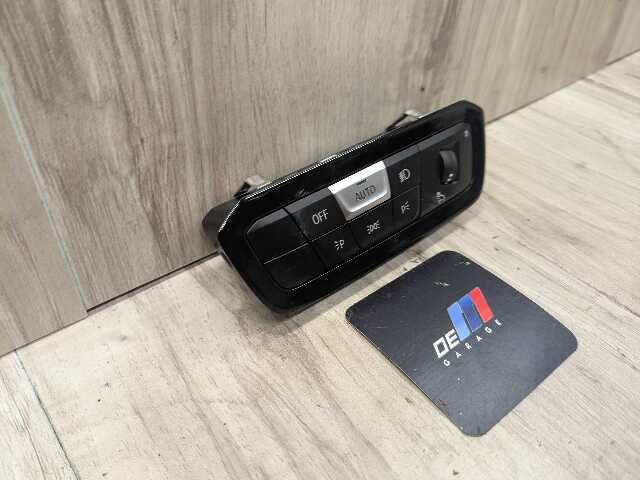 OEM BMW G20 G22 G23 G26 G42 G80 G82 M3 M4 Headlight Control Switch Light Module