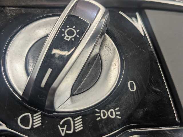 OEM BMW F90 G30 G32 530 540 M550 M5 Headlight Switch Control Panel Light Module