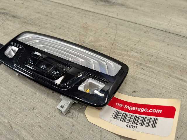 OEM BMW F90 F97 G01 G02 G11 G12 X3 M5 Rear Center Dome Reading LED Light Panel
