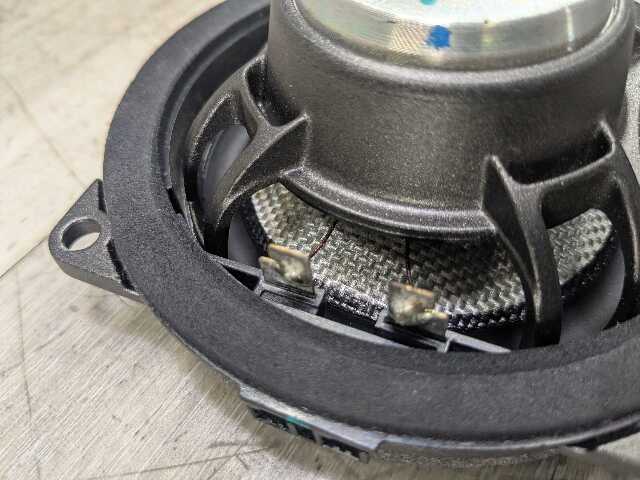 OEM BMW F90 G11 G12 G16 G30 M550 M5 M8 Mid Range Audio Speaker BOWERS & WILKINS