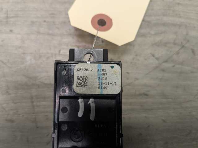 OEM BMW F90 M5 G01 G02 G30 530 540 M550 X3 Parking Brake Auto Hold Switch BLACK