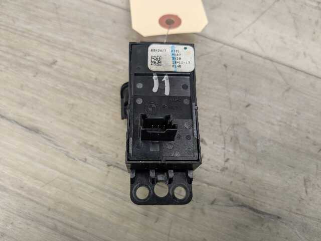 OEM BMW F90 M5 G01 G02 G30 530 540 M550 X3 Parking Brake Auto Hold Switch BLACK