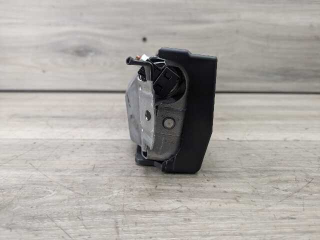 OEM BMW F90 G11 G12 G30 530 540 M550 M5 Front Left Driver Knee Lower Dash Airbag