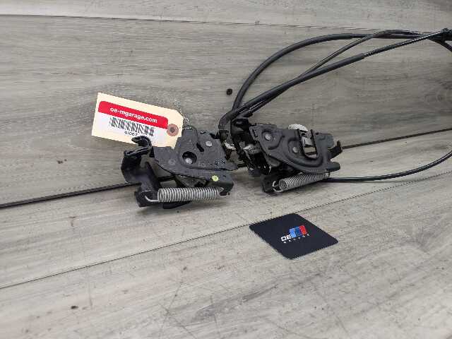 OEM BMW F90 G12 G16 G30 540 750 M5 M8 Hood Left Right Hood Lock Latch w/ Cable