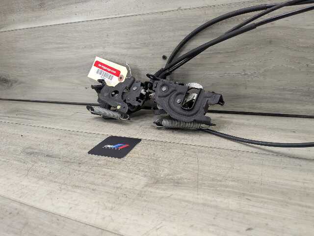 OEM BMW F90 G12 G16 G30 540 750 M5 M8 Hood Left Right Hood Lock Latch w/ Cable