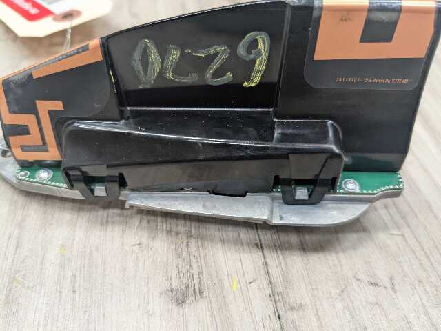 OEM BMW F97 F98 G01 G02 G05 G06 G07 G20 G30 Roof Shark Fin Radio Antenna Module