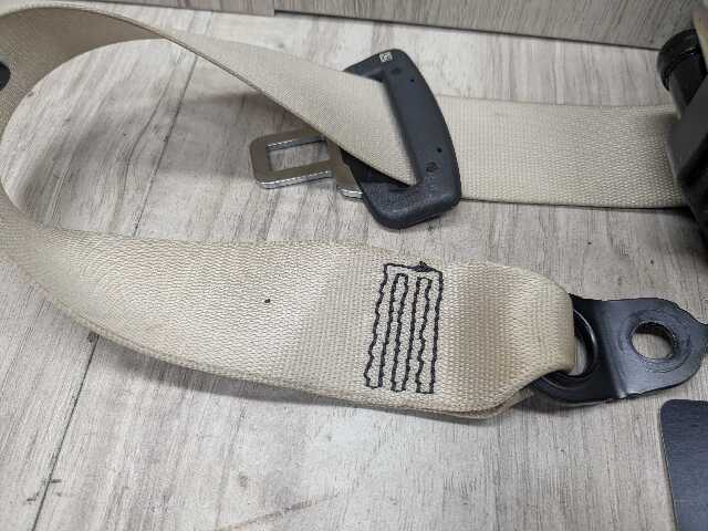OEM BMW G22 G42 230 M240 430 M440 REAR Left Right Seat Belt Retractor BEIGE