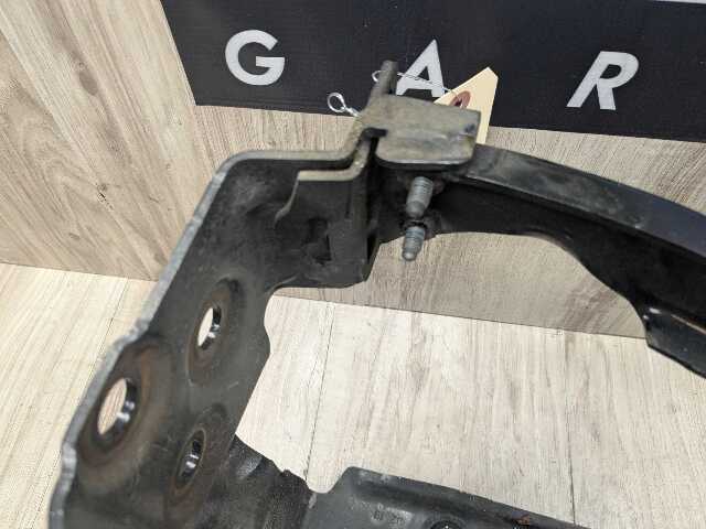 OEM BMW F90 F93 G12 G16 G30 M5 M8 Front Left Driver Radiator Support Bracket