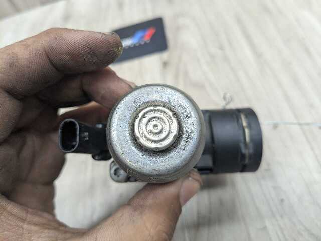 OEM BMW G01 G20 G22 G23 G26 G30 330 430 X3 Engine B46 Heater Water Switch Valve
