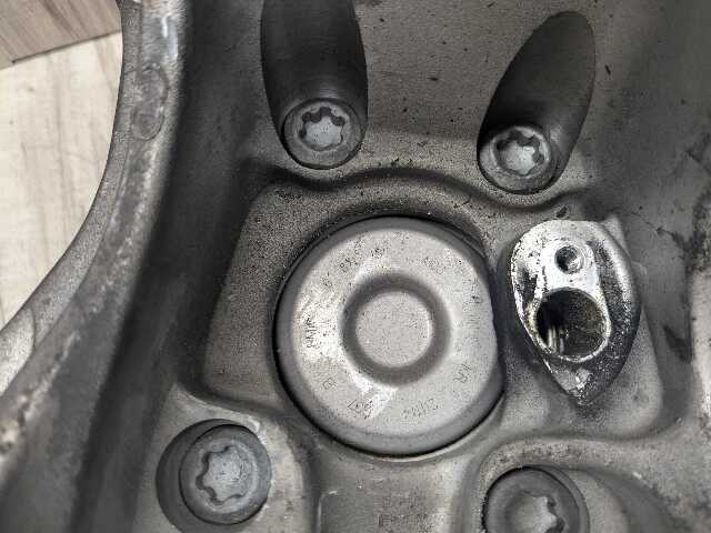 22-25 OEM BMW G42 230i M240i RWD Front Left Driver Hub Spindle Knuckle Bearing