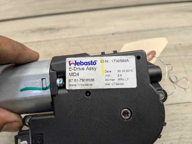 OEM BMW F06 F32 F36 F10 M2 M3 M4 M6 Upper Sunroof Moon Roof Motor Unit