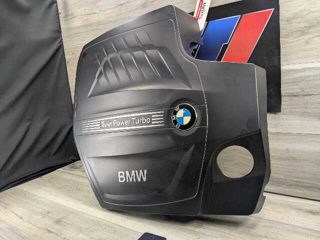 12-17 OEM BMW F30 F32 F33 F36 335 435 Engine N55 Twin Turbo Valve Cylinder Cover
