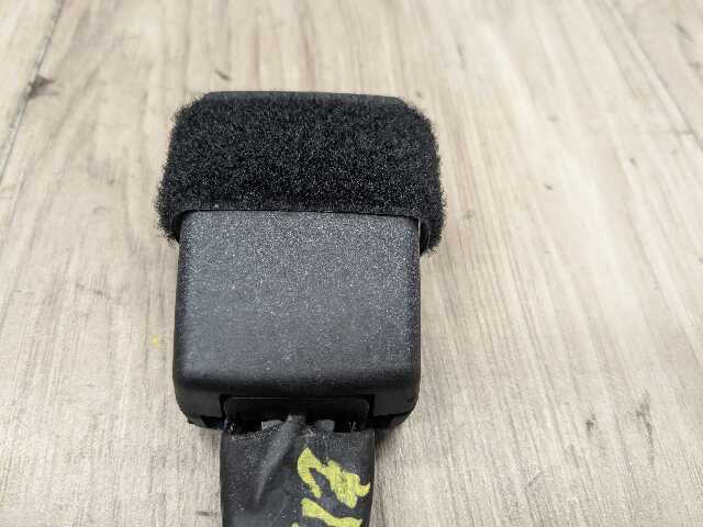 OEM BMW F90 G11 G12 G30 530 540 M550 750 M5 Front Left or Right Seatbelt Buckle