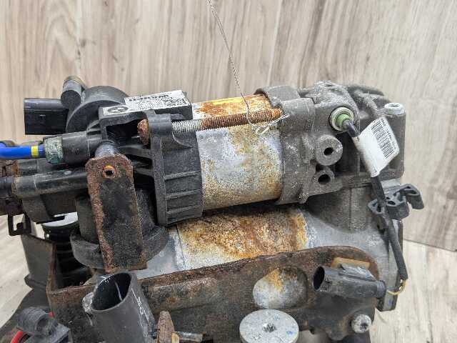 16-22 OEM BMW G11 G12 740 750 M760 Air Suspension Compressor Pump Module Motor