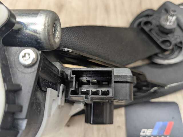 16-22 OEM BMW G11 G12 740 750 M760 Front Left Driver Seat Belt Retractor Black