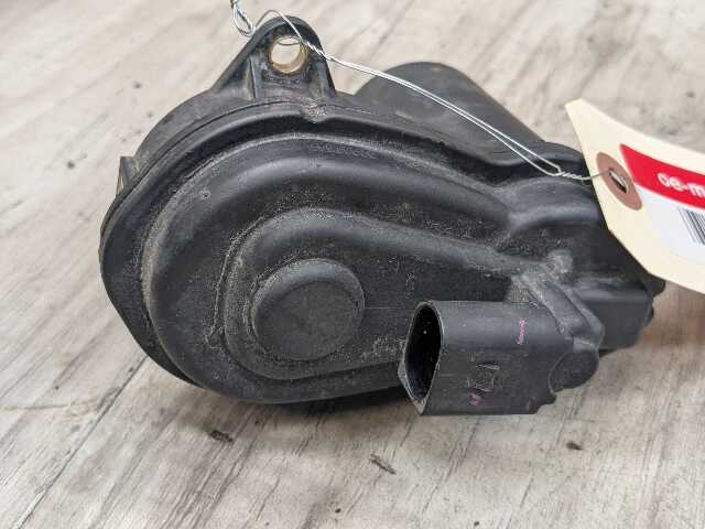 OEM BMW F90 G07 G12 G30 G80 G82 G83 M3 M4 M8 Rear Parking Brake Actuator Motor