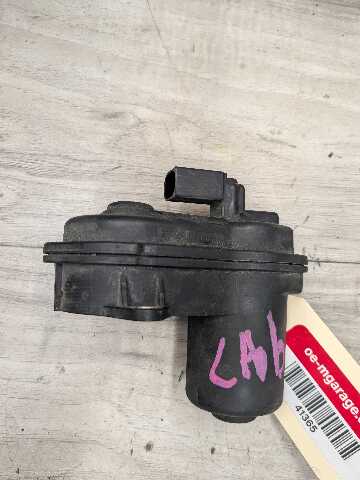 OEM BMW F90 G07 G12 G30 G80 G82 G83 M3 M4 M8 Rear Parking Brake Actuator Motor