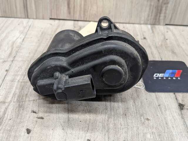 OEM BMW F90 G07 G12 G30 G80 G82 G83 M3 M4 M8 Rear Parking Brake Actuator Motor