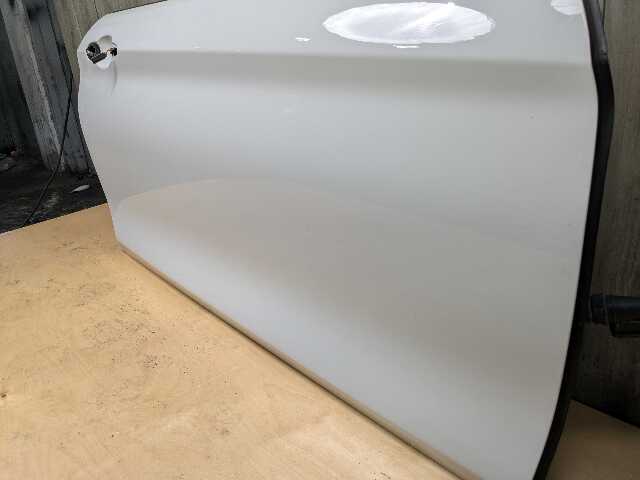 *14-20 OEM BMW F32 F33 F82 F83 M4 Front Right Passenger Door Shell Panel White