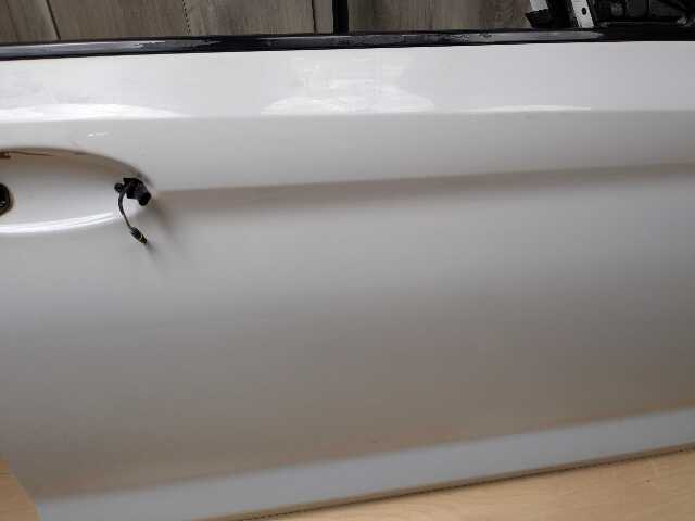 *OEM BMW F90 G30 530 540 M550 M5 Front Right Passenger Door Shell Panel White