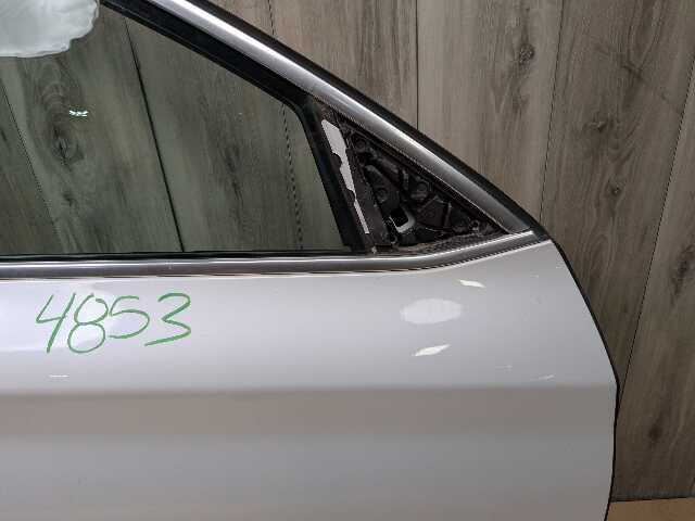 *16-22 OEM BMW F48 X1 28i 28iX Front Right Passenger Door Shell Panel White A96