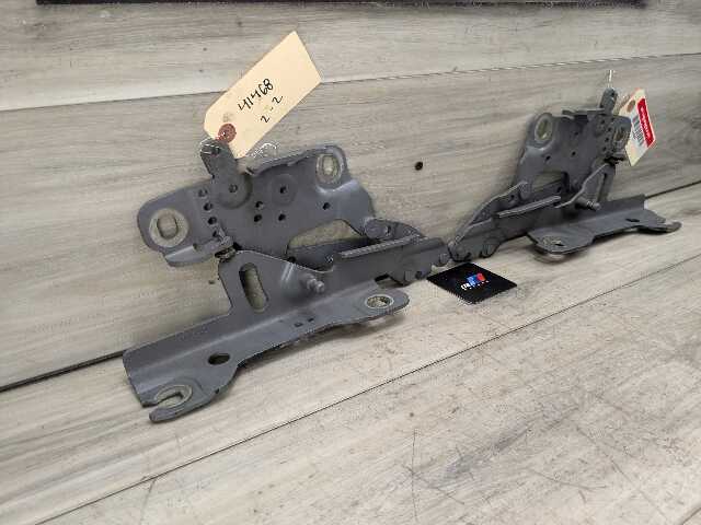 OEM BMW F22 F23 F30 F32 F33 F36 F80 F82 F83 F87 Left Right Side Hood Hinges PAIR