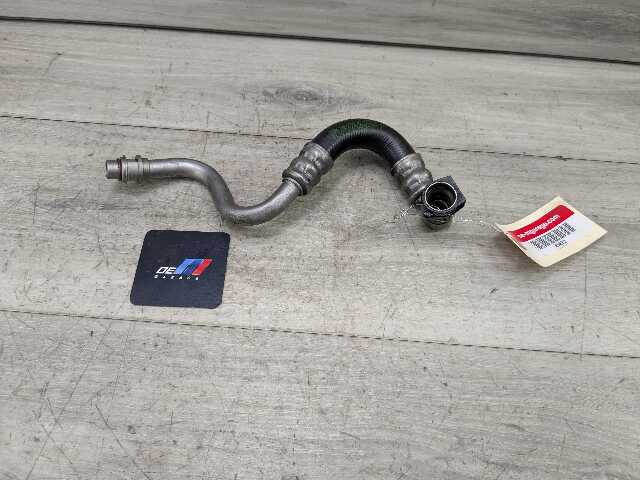 OEM BMW F22 F30 F32 235 335 435 N55 Engine Oil Cooler Pipe Line Inlet